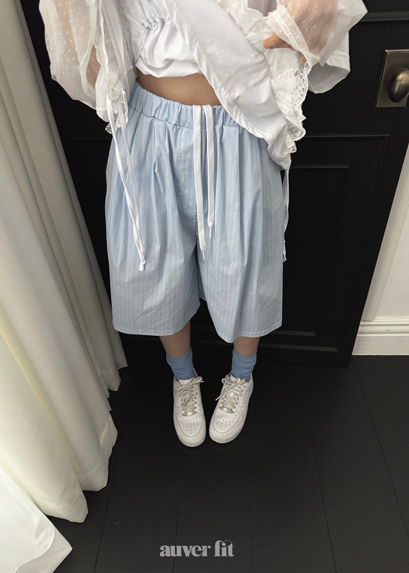 Auver_Fit - Korean Women Fashion - #momslook - Striped Big Trunk Shorts - 11