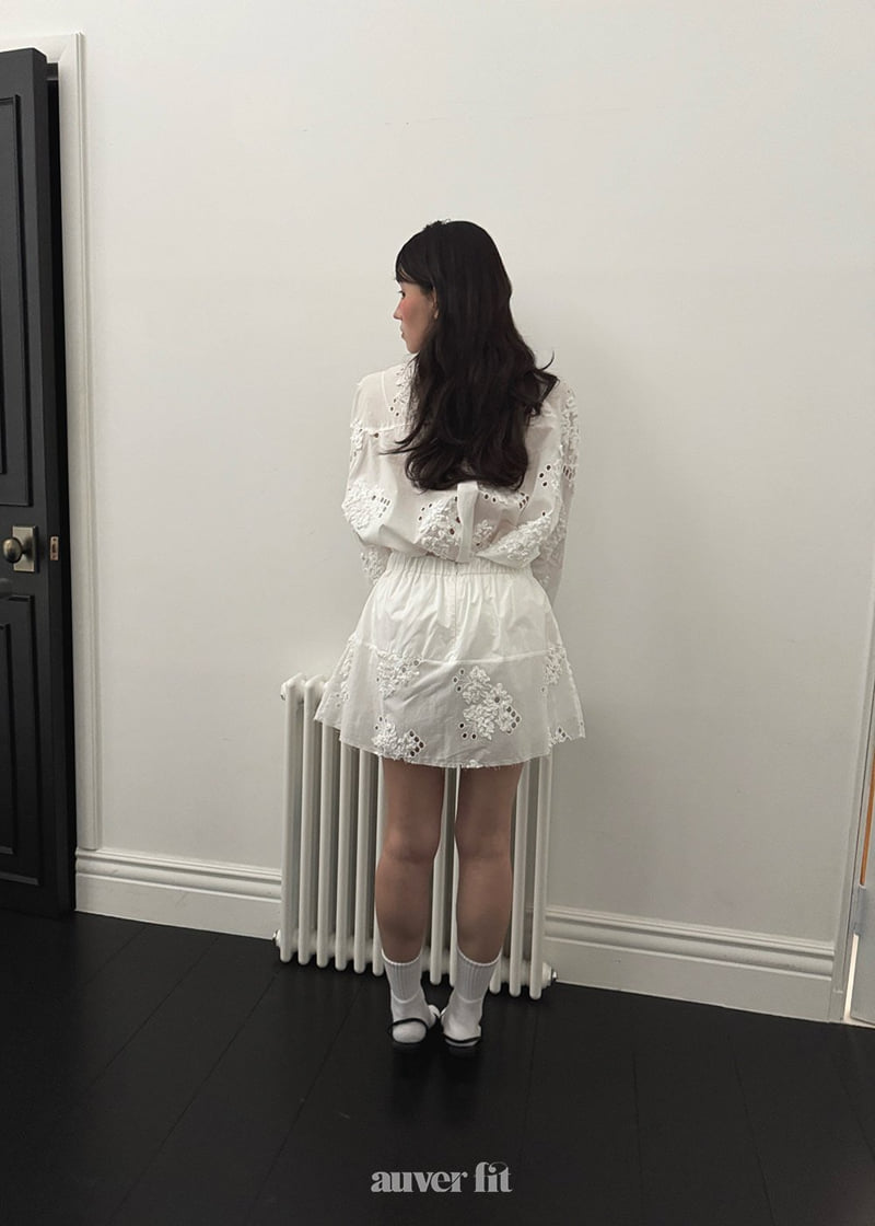 Auver_Fit - Korean Women Fashion - #momslook - Punched Embroidery Skirt - 6