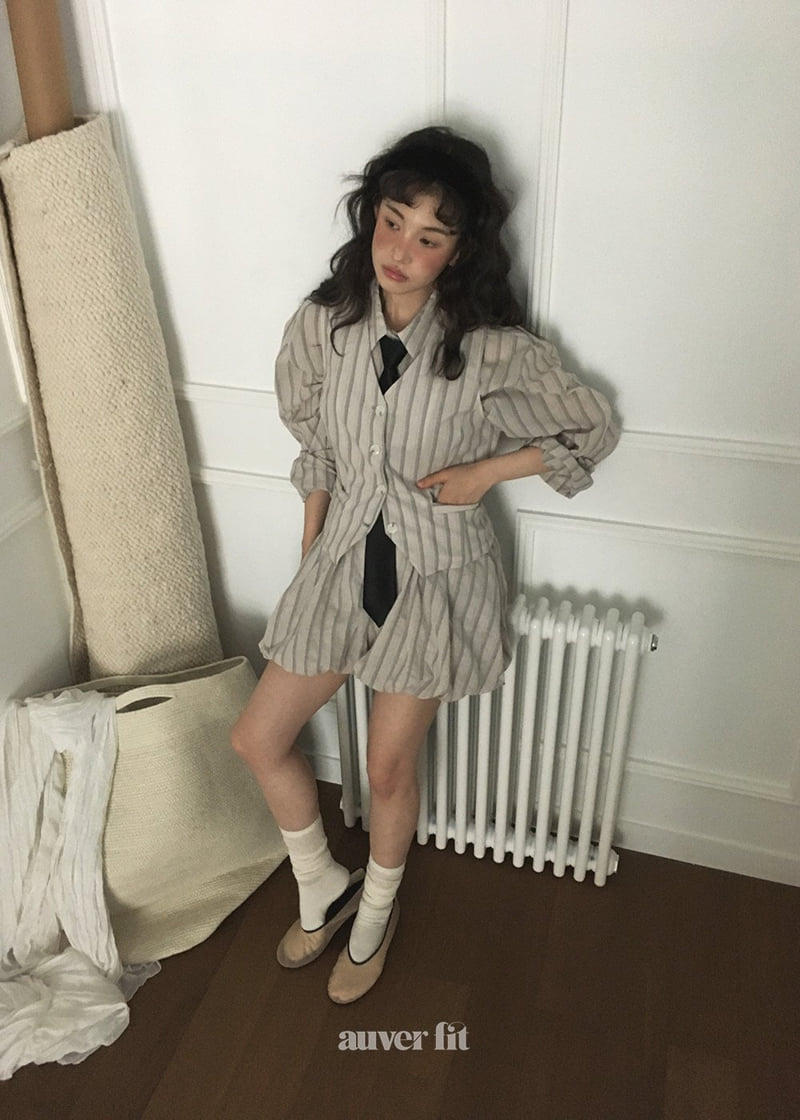 Auver_Fit - Korean Women Fashion - #momslook - Striped Slim Vest - 12