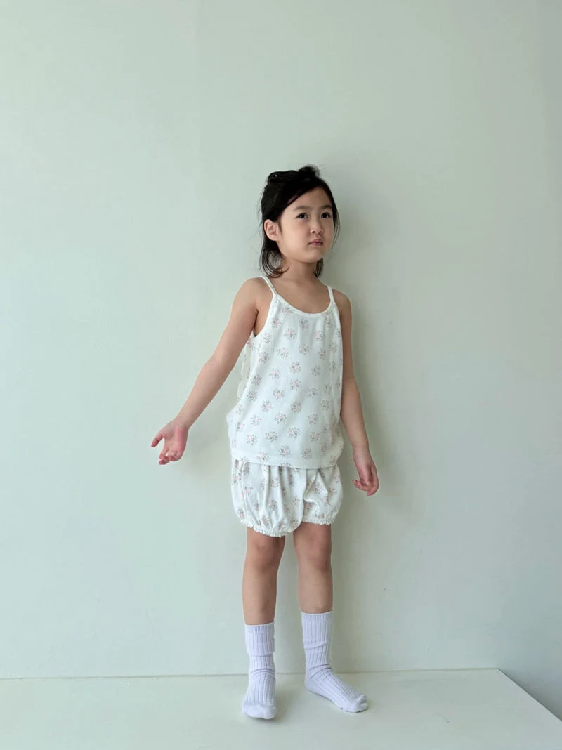Bon Bon Butik - Korean Children Fashion - #magicofchildhood - Flower Sleeveless Top - 5