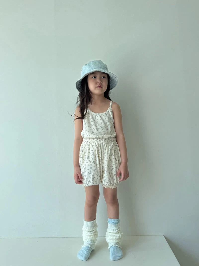 Bon Bon Butik - Korean Children Fashion - #prettylittlegirls - Flower Sleeveless Top - 7
