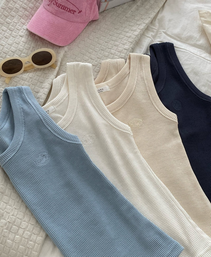 Diana - Korean Women Fashion - #momslook - Croffle Sleeveless Tee - 12