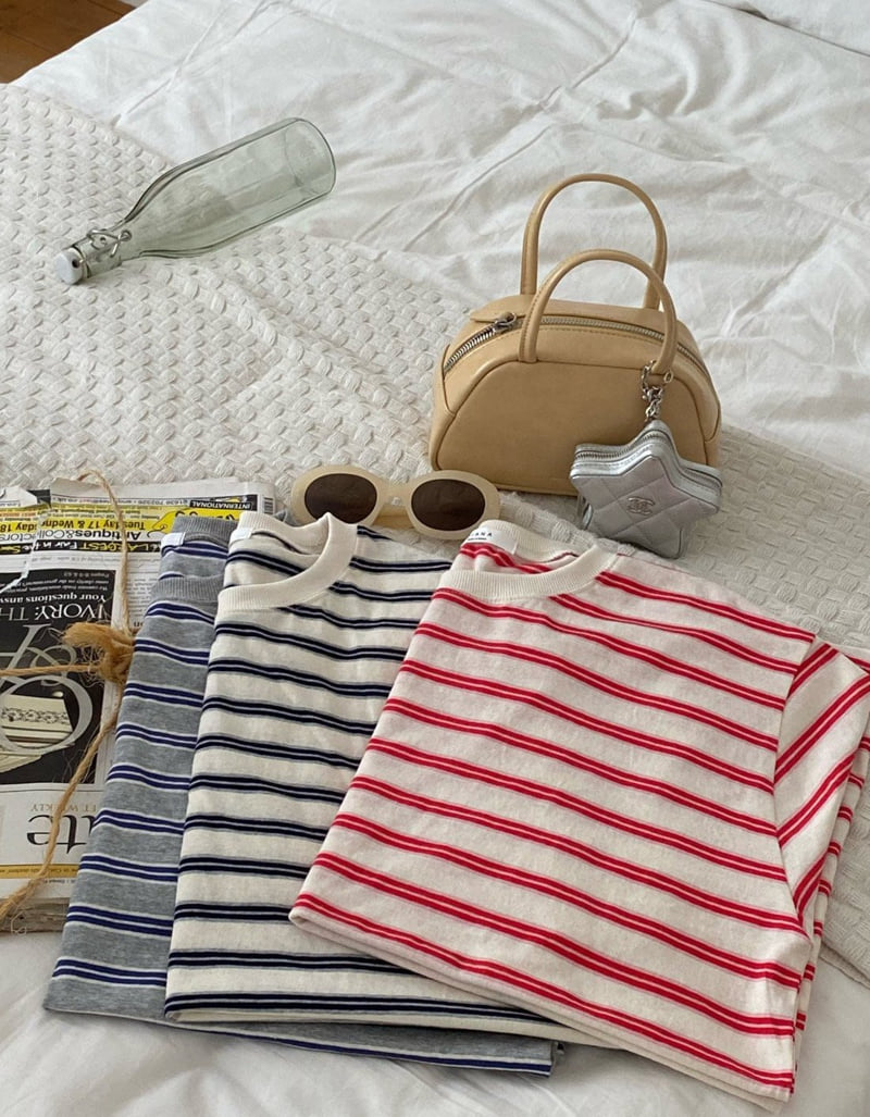 Diana - Korean Women Fashion - #momslook - Unique Stripe Tee - 12