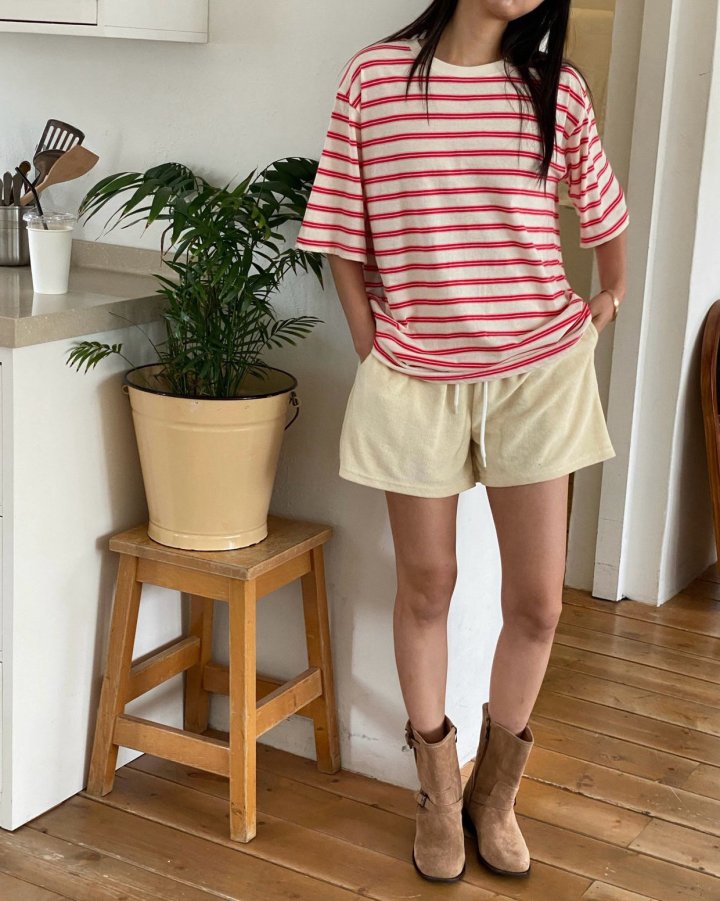 Diana - Korean Women Fashion - #momslook - Unique Stripe Tee - 2
