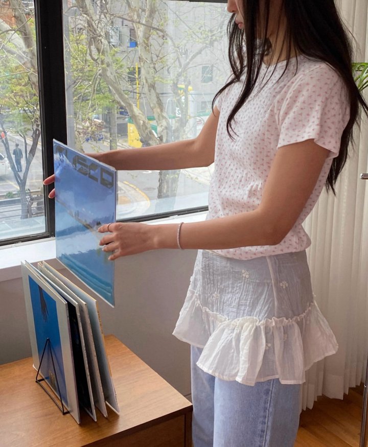 Diana - Korean Women Fashion - #momslook - Rose Tee - 2