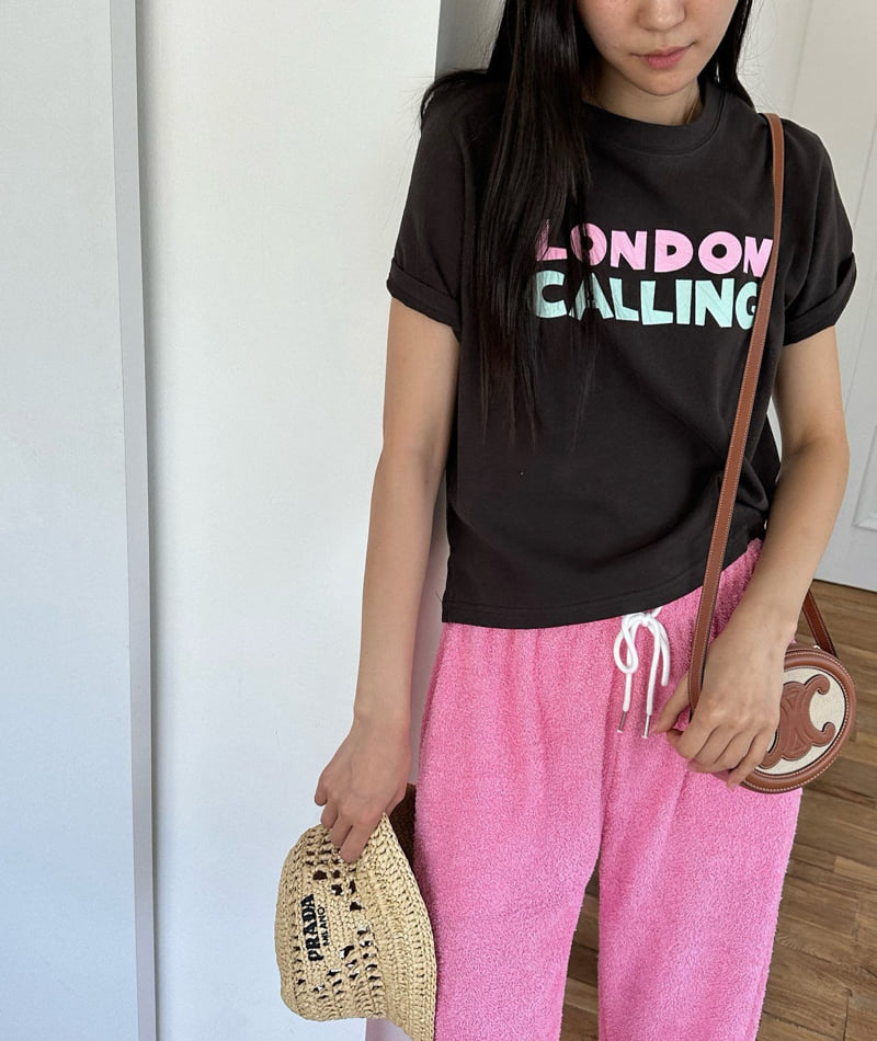 Diana - Korean Women Fashion - #momslook - Calling Crop Tee - 11