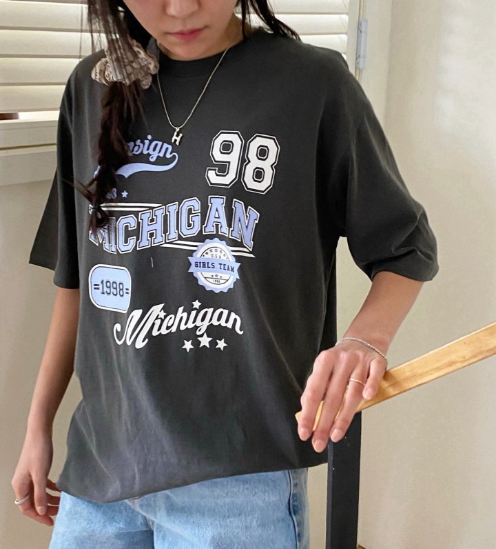 Diana - Korean Women Fashion - #pursuepretty - Michigan Tee - 3