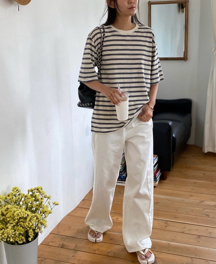 Diana - Korean Women Fashion - #womensfashion - Unique Stripe Tee - 9