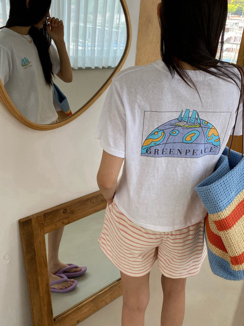 Diana - Korean Women Fashion - #womensfashion - Fish Crop Tee - 12
