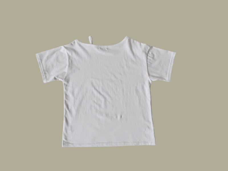Dore Dore - Korean Children Fashion - #littlefashionista - Unbalanced Off-Shoulder Tee - 4