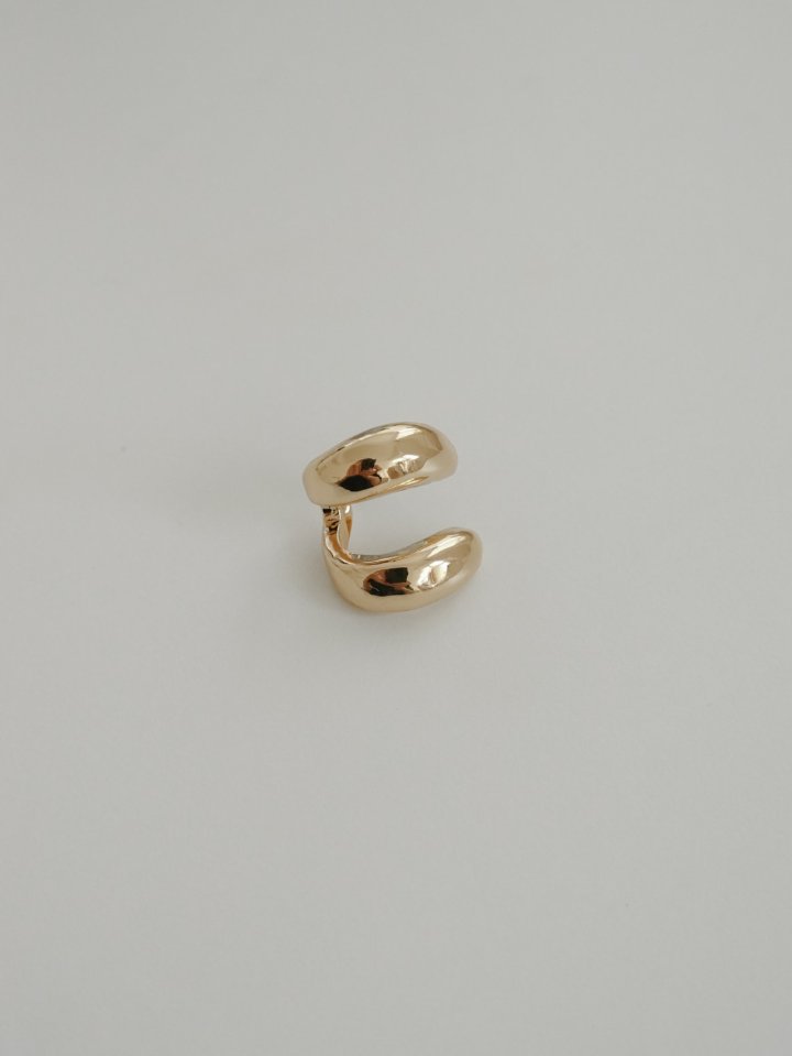Eeiitt - Korean Women Fashion - #momslook - Crabby Two-Line Earrings - 5