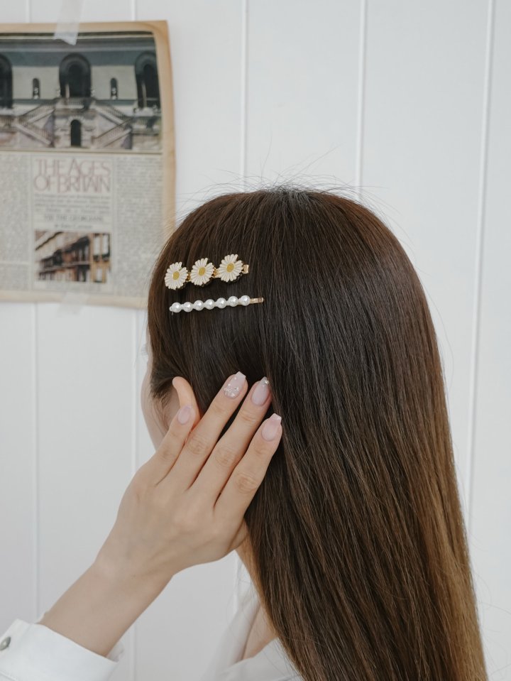 Eeiitt - Korean Women Fashion - #momslook - Mayu Sunflower Pearl Hairpin - 12