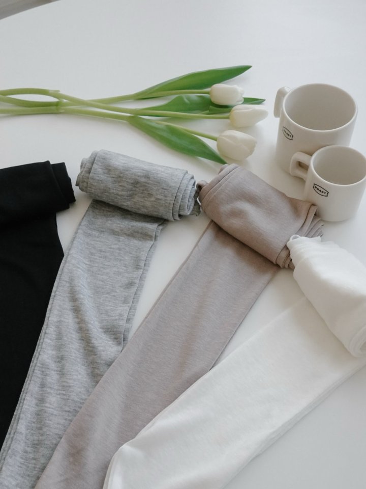 Eeiitt - Korean Women Fashion - #romanticstyle - Tencel Knee-High Plain Socks - 6
