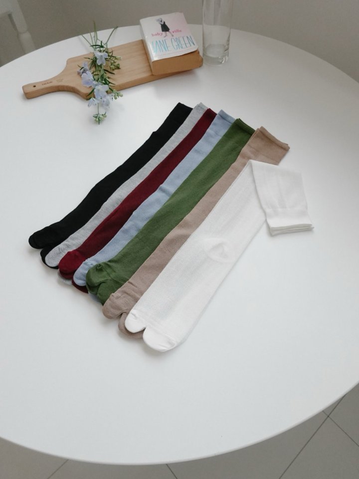 Eeiitt - Korean Women Fashion - #shopsmall - Tabby Mesh Knee Socks - 2