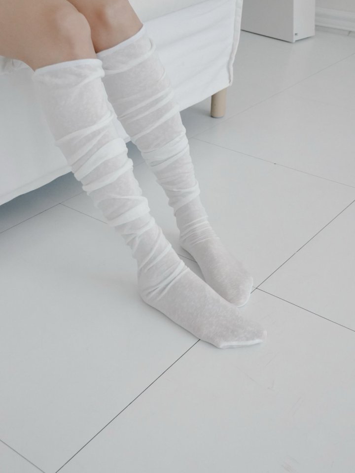Eeiitt - Korean Women Fashion - #shopsmall - Tencel Knee-High Plain Socks - 7