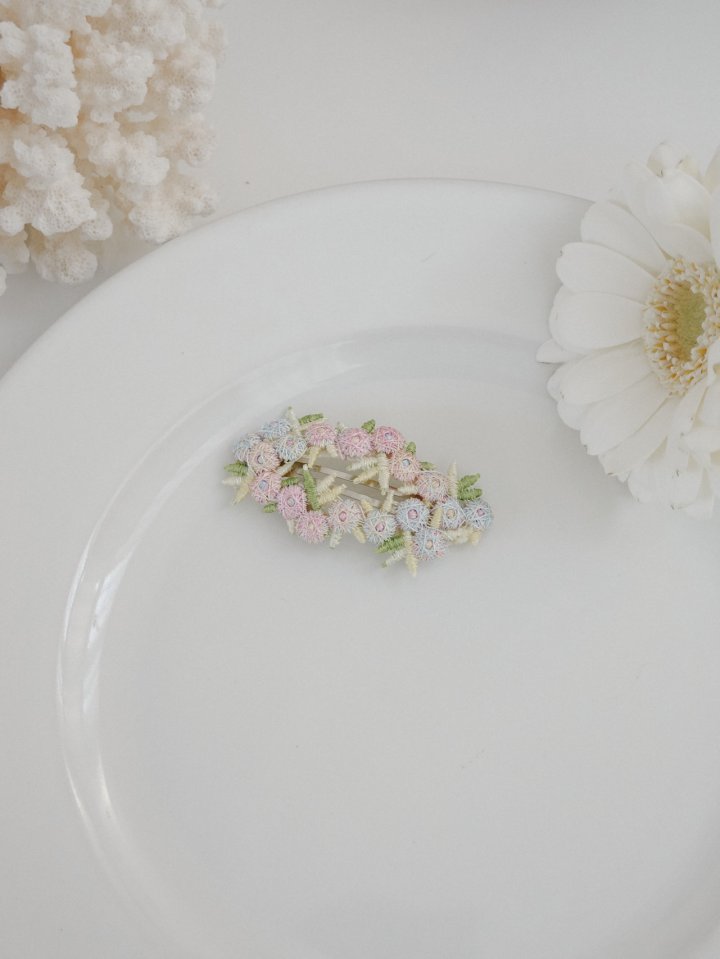 Eeiitt - Korean Women Fashion - #shopsmall - Berrysome Flower Hairpin - 4