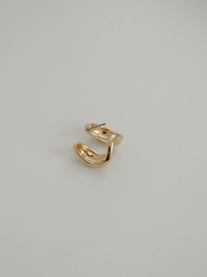 Eeiitt - Korean Women Fashion - #womensfashion - Crabby Two-Line Earrings - 6