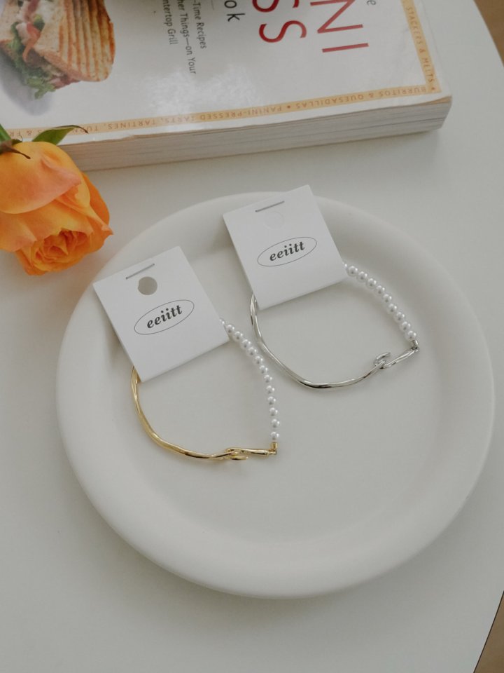 Eeiitt - Korean Women Fashion - #womensfashion - Henrine Ring Pearl Bracelet - 10
