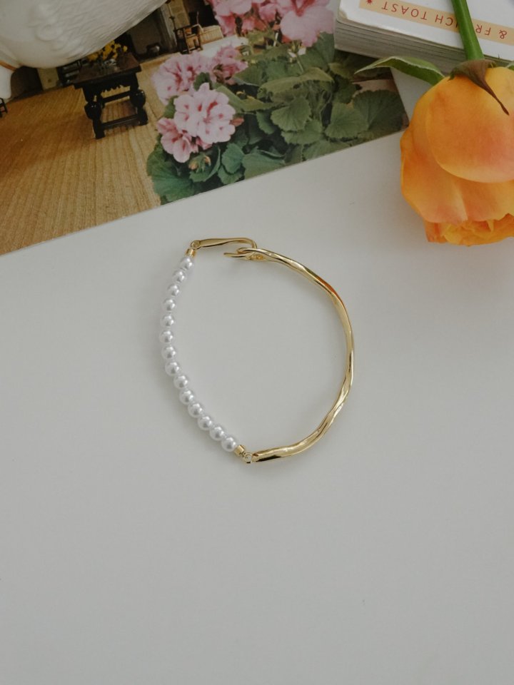 Eeiitt - Korean Women Fashion - #momslook - Henrine Ring Pearl Bracelet - 4