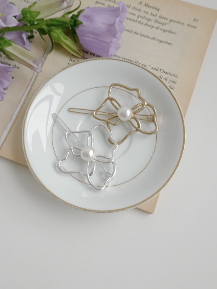 Eeiitt - Korean Women Fashion - #womensfashion - Freesia Flower Pearl Hairpin - 8