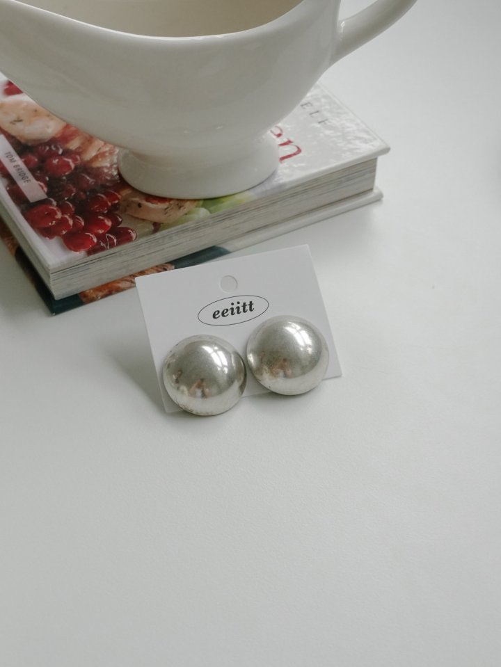 Eeiitt - Korean Women Fashion - #womensfashion - Dron The Round Bold Earrings - 10