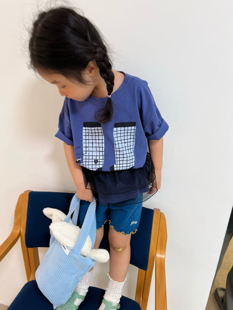 Fine-Studio - Korean Children Fashion - #childofig - Socks Short Sleeve Tee - 10