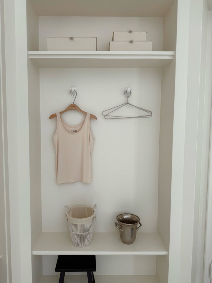 Hiyann - Korean Women Fashion - #momslook - Ribbed Sleeveless - 5