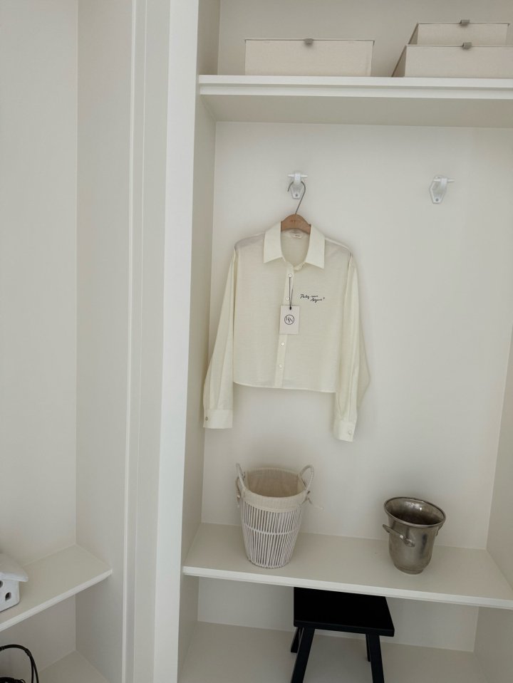 Hiyann - Korean Women Fashion - #momslook - Cropped Rora Shirt - 9