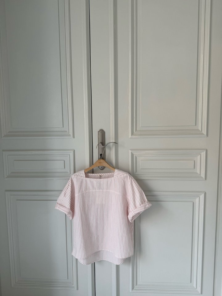 Hiyann - Korean Women Fashion - #momslook - Salt Short Sleeve Blouse - 5