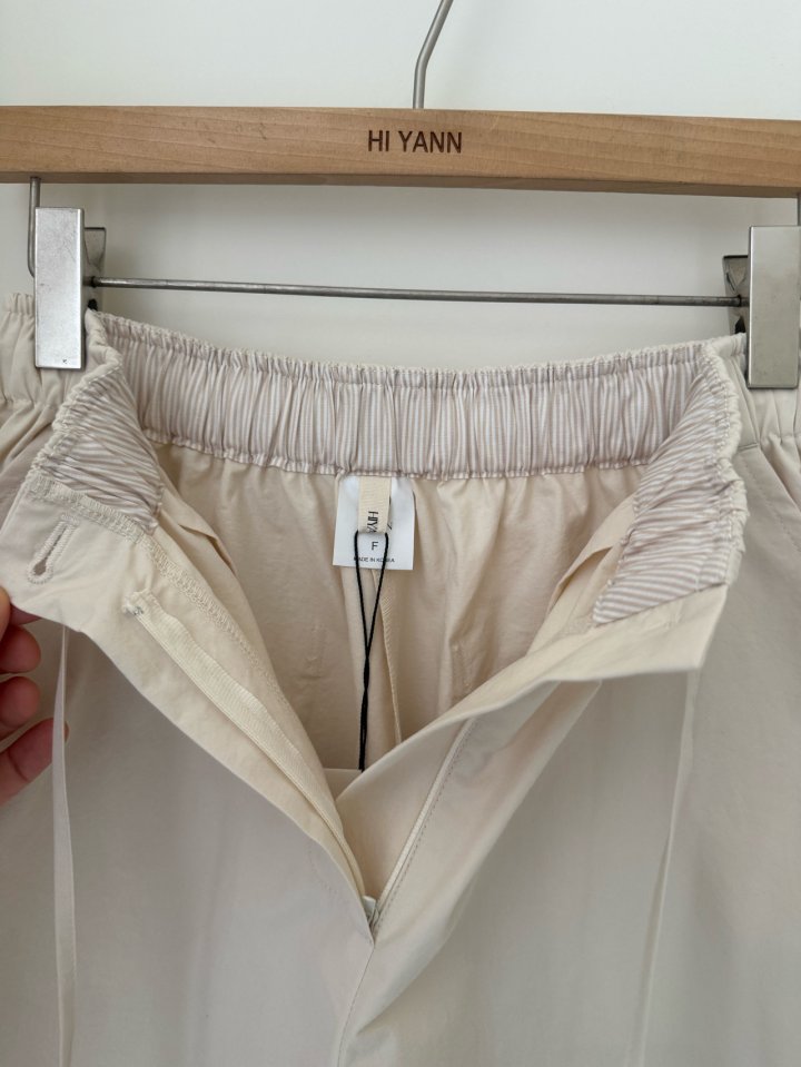 Hiyann - Korean Women Fashion - #shopsmall - Jane Half Pants - 5