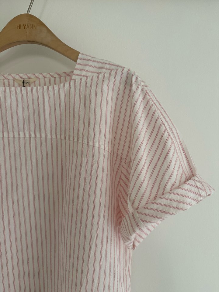 Hiyann - Korean Women Fashion - #thatsdarling - Salt Short Sleeve Blouse - 4
