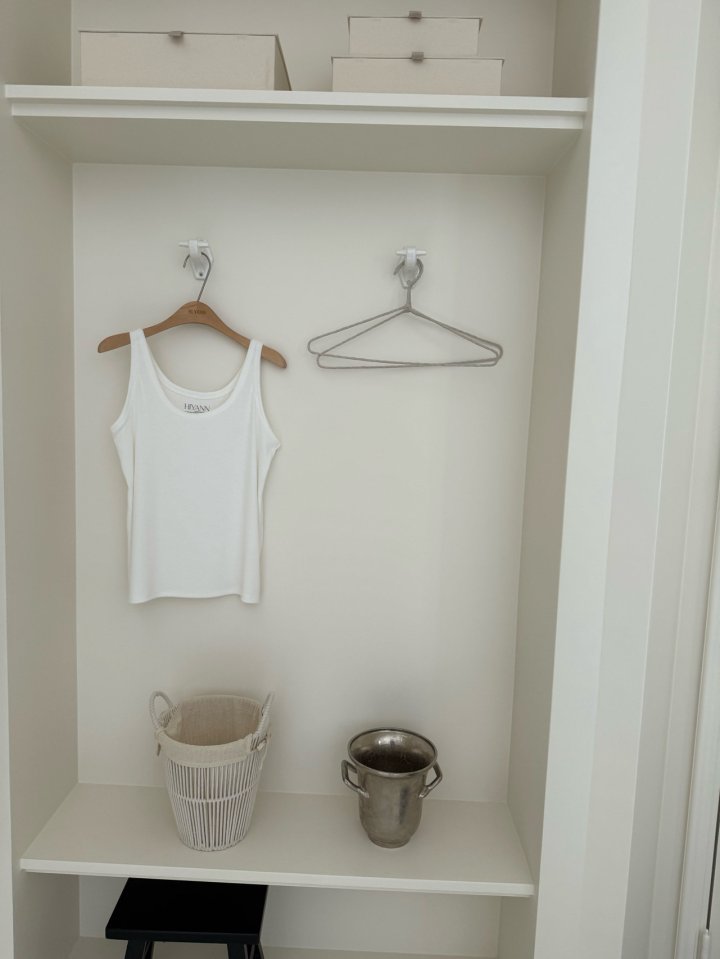 Hiyann - Korean Women Fashion - #momslook - Ribbed Sleeveless - 4