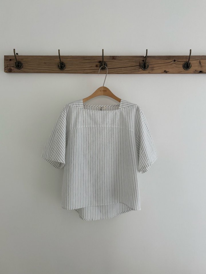 Hiyann - Korean Women Fashion - #womensfashion - Salt Short Sleeve Blouse - 6