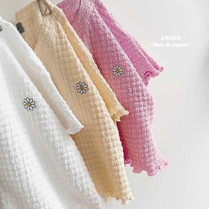 J-Room - Korean Children Fashion - #designkidswear - Picnic Embroidery Crop Tee - 2