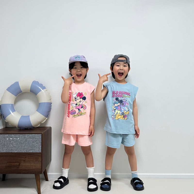 Little Rabbit - Korean Children Fashion - #stylishchildhood - Music Set