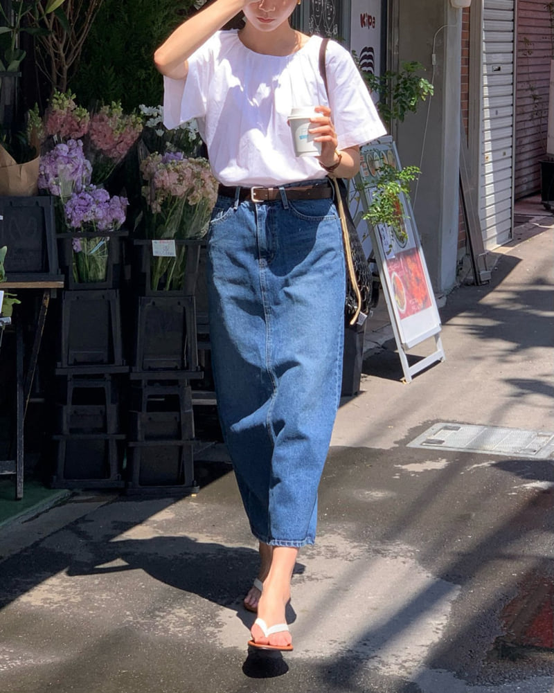 Moani - Korean Women Fashion - #momslook - Ayla Back Slit Denim Skirt - 2