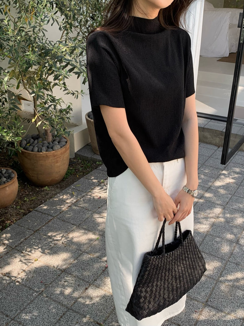 Moani - Korean Women Fashion - #momslook - Crease Mok Neck Top  - 3
