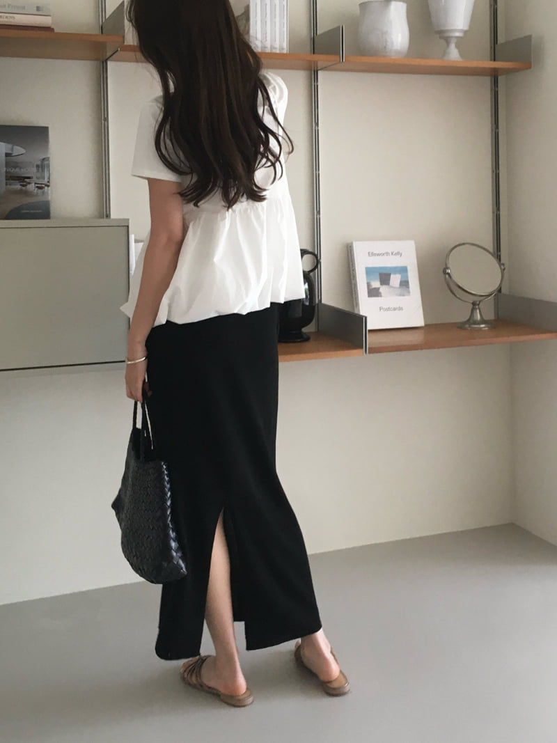 Moani - Korean Women Fashion - #shopsmall - Linen Back Slit Knit Skirt - 2