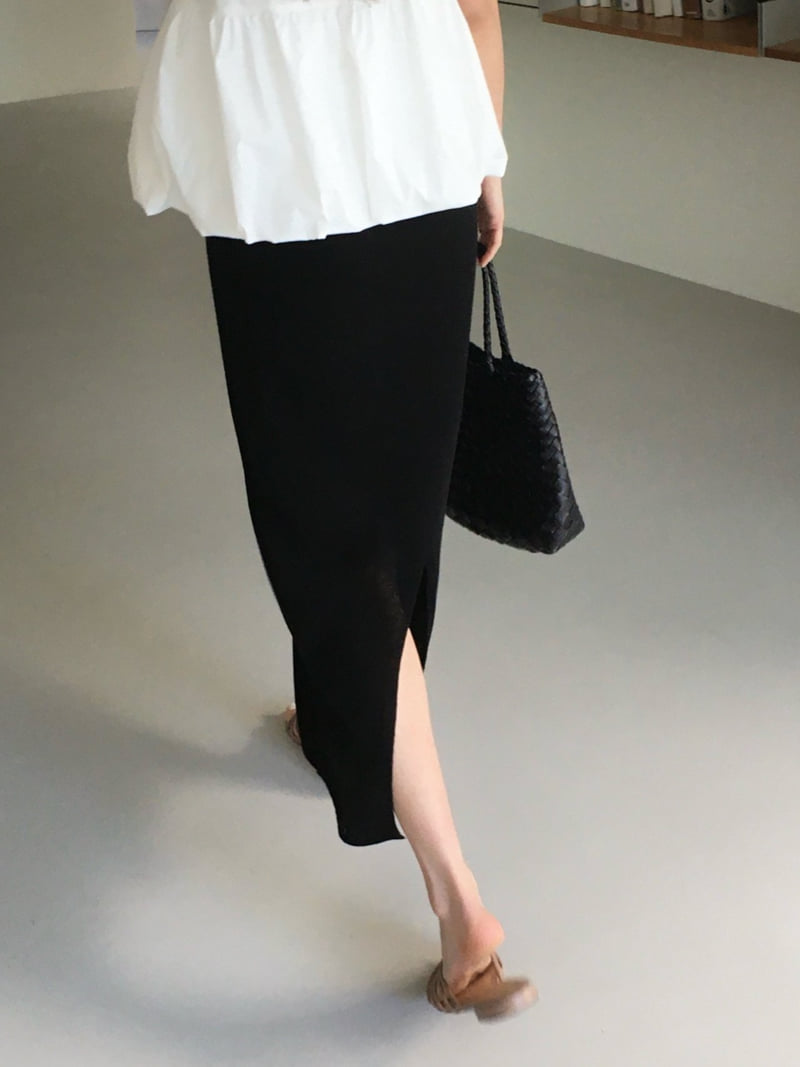 Moani - Korean Women Fashion - #thatsdarling - Linen Back Slit Knit Skirt - 3