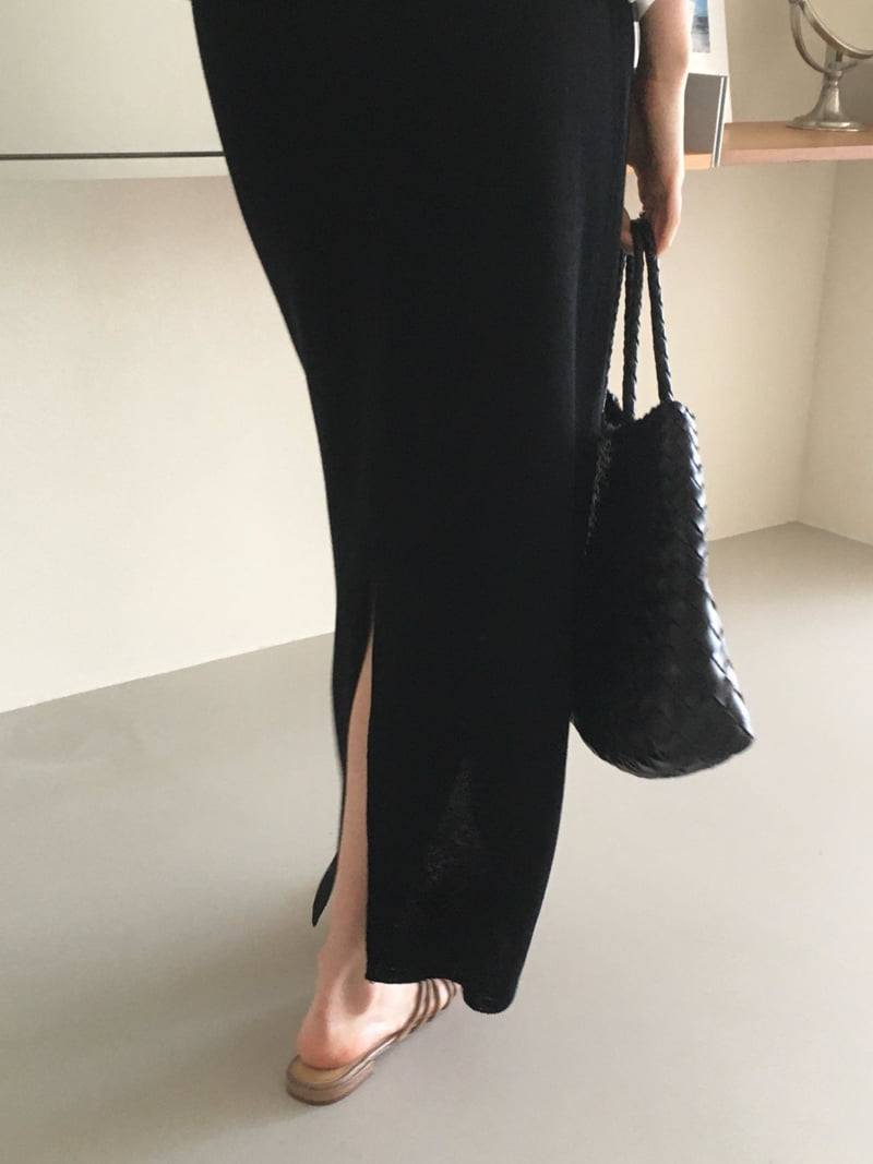 Moani - Korean Women Fashion - #thatsdarling - Linen Back Slit Knit Skirt - 4