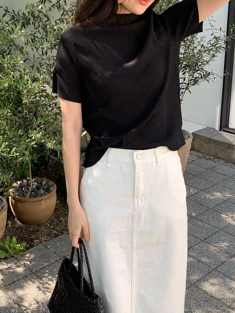 Moani - Korean Women Fashion - #thelittlethings - Crease Mok Neck Top  - 2