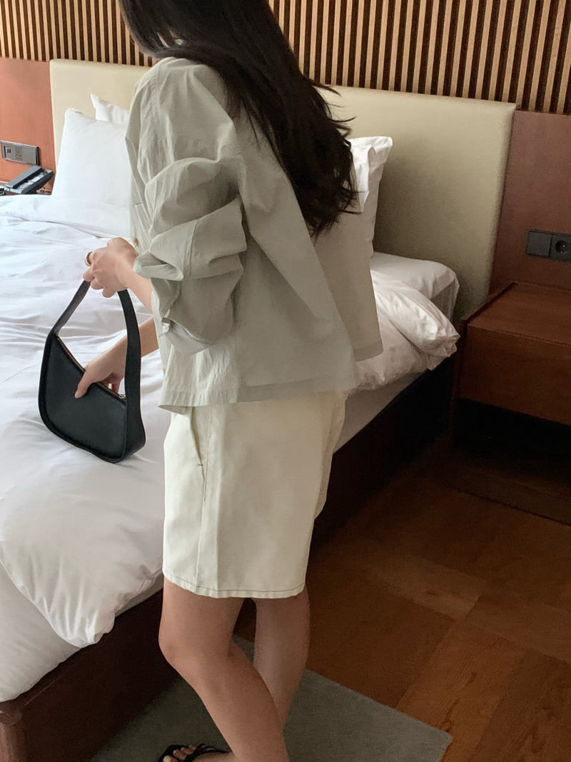 2 Pocket Cropped Shirt Jacket by Moani for Women - view 7