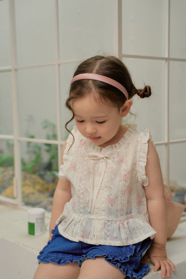 Momo Ann - Korean Children Fashion - #kidsshorts - Chico Blouse - 11