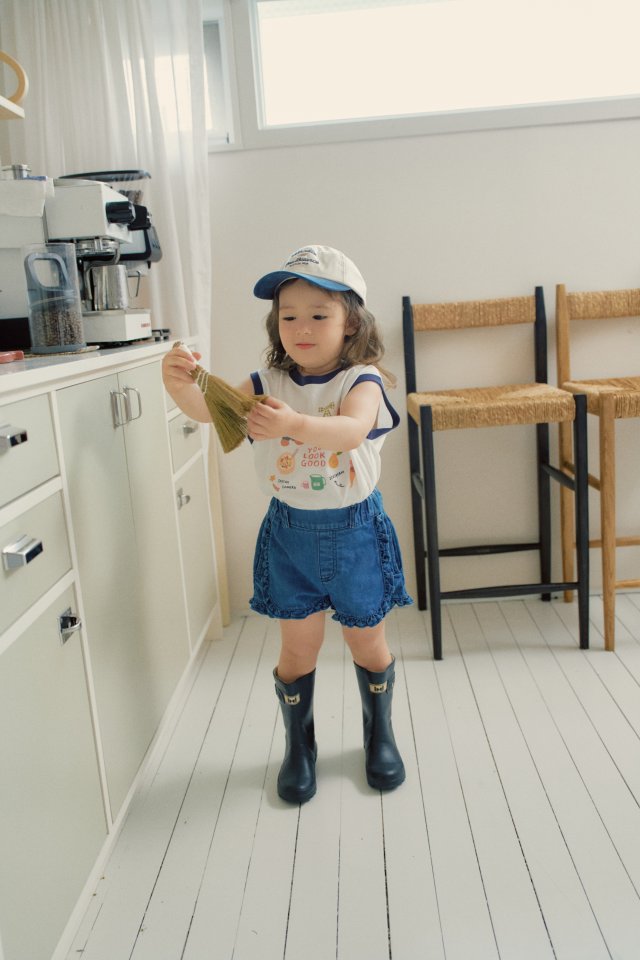 Momo Ann - Korean Children Fashion - #kidsstore - Frill Denim Shorts - 7