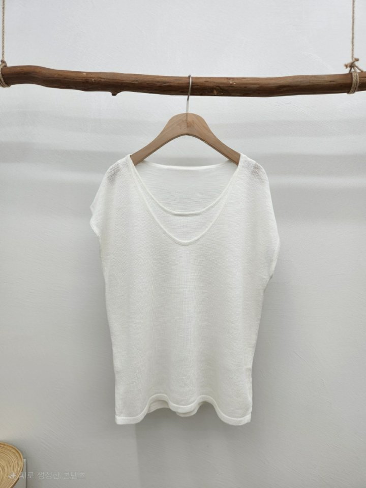 Most - Korean Women Fashion - #momslook - Double Layered Sleeveless - 2