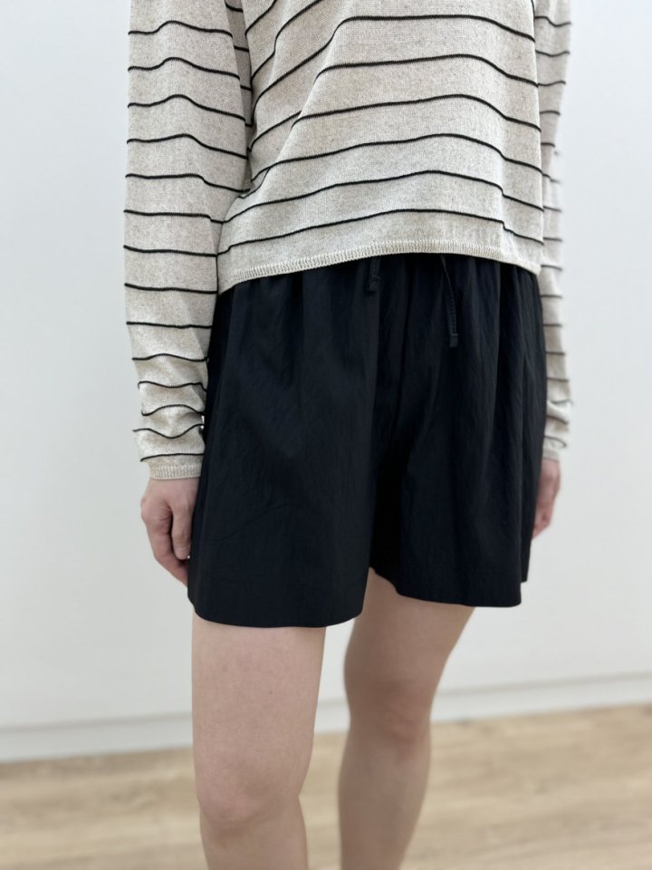 Most - Korean Women Fashion - #momslook - Vince Half Pants - 5