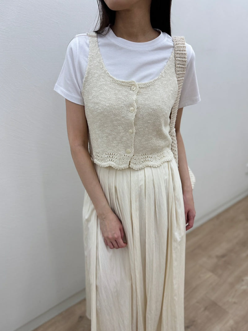Most - Korean Women Fashion - #momslook - Bumpy Vest - 3