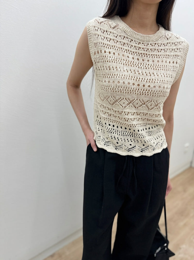 Most - Korean Women Fashion - #momslook - Off-Shoulder Sleeveless - 4