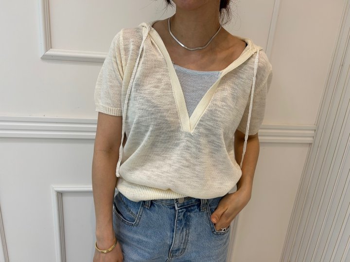 Pearls room - Korean Women Fashion - #momslook - Contrast Hood Short Sleeve Knit - 11