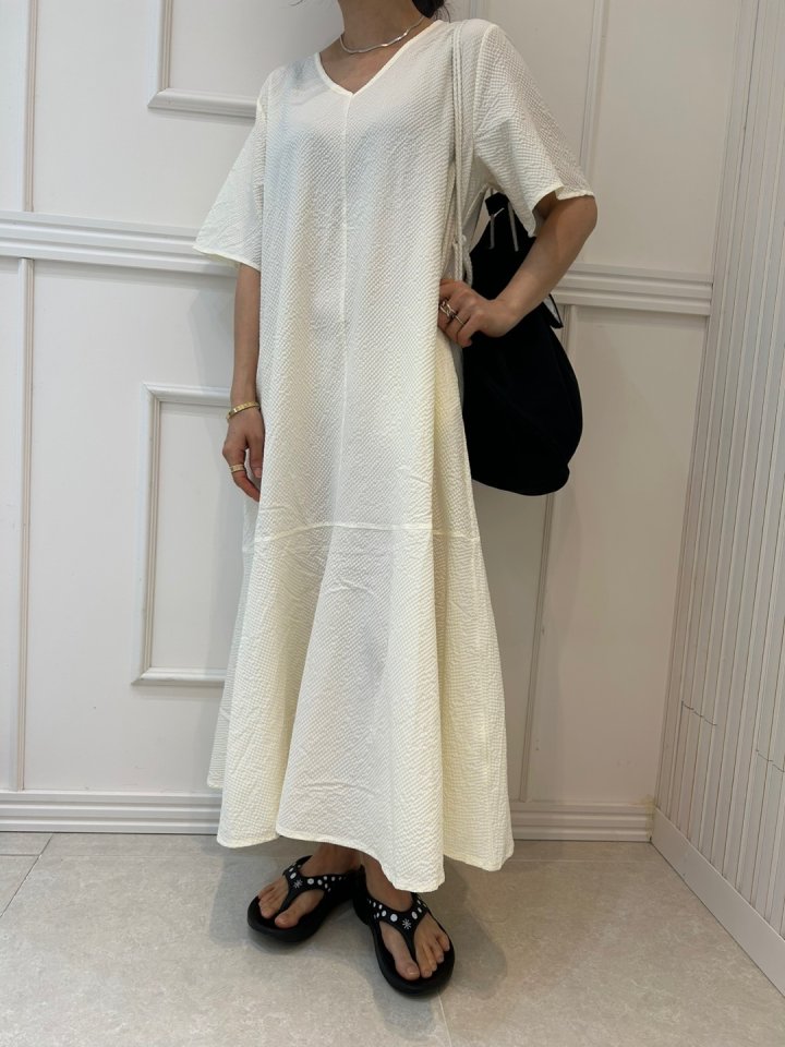 Pearls room - Korean Women Fashion - #momslook - V-Flare One-piece - 7